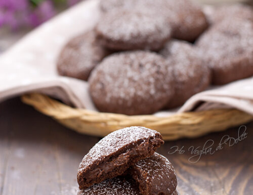 Biscotti con ripieno di Nutella