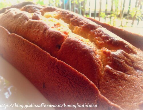 Plumcake al mascarpone e cioccolato, ricetta per la colazione