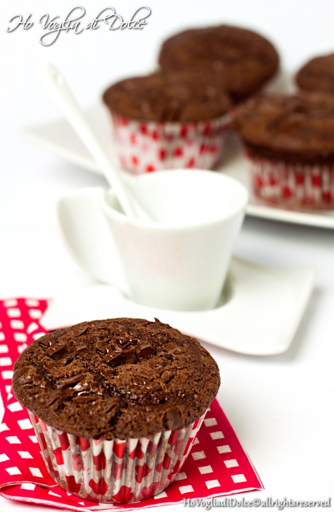 Muffin al cioccolato fondente, ricetta golosa | Ho Voglia di Dolce