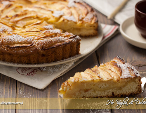 Crostata morbida di mele e crema