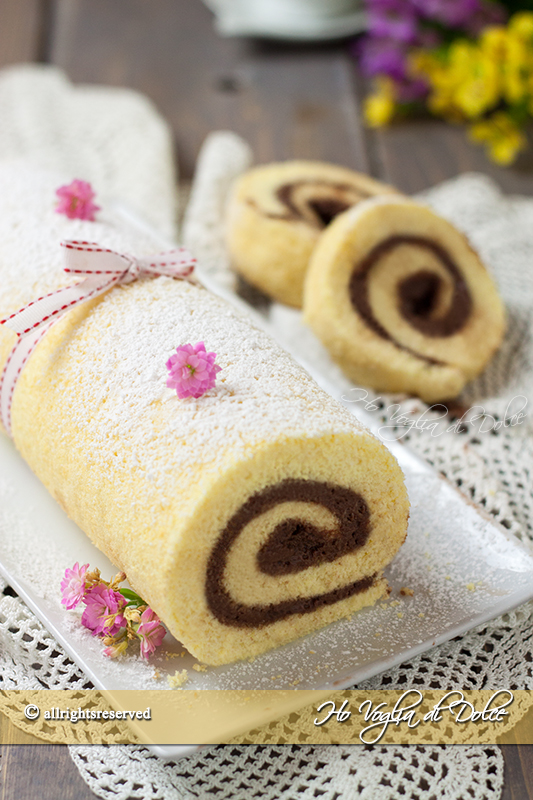 Rotolo con crema al mascarpone e cioccolato ricetta facile