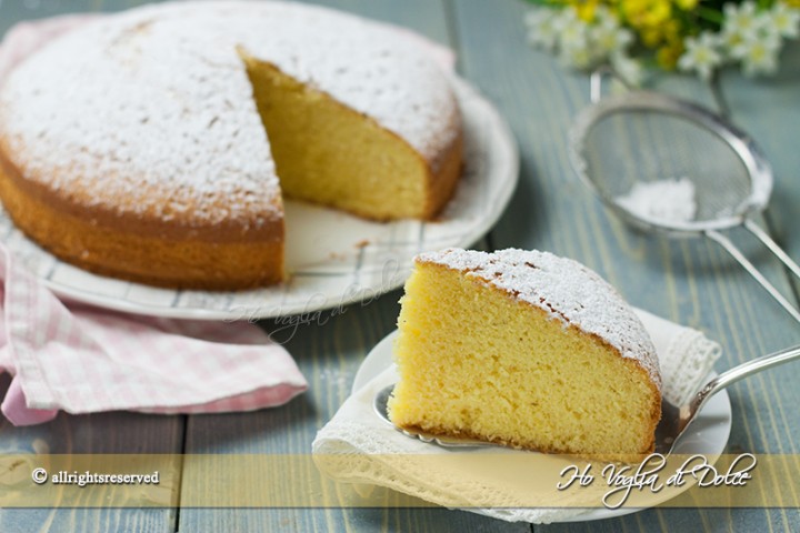 Torta margherita è un dolce semplice della pasticceria italiana ma anche della nonna. Una torta perfetta per merenda ecco la ricetta originale