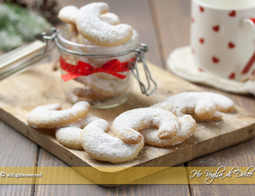 Vanillekipferl biscotti alla vaniglia