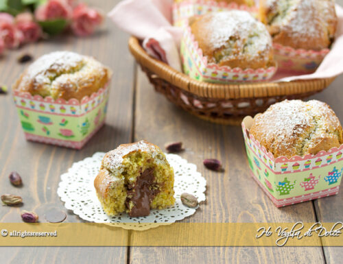 Muffin al pistacchio con cuore alla Nutella