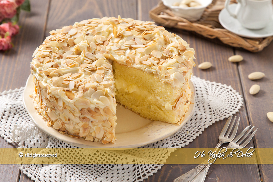 Torta di mandorle e cioccolato bianco ricetta