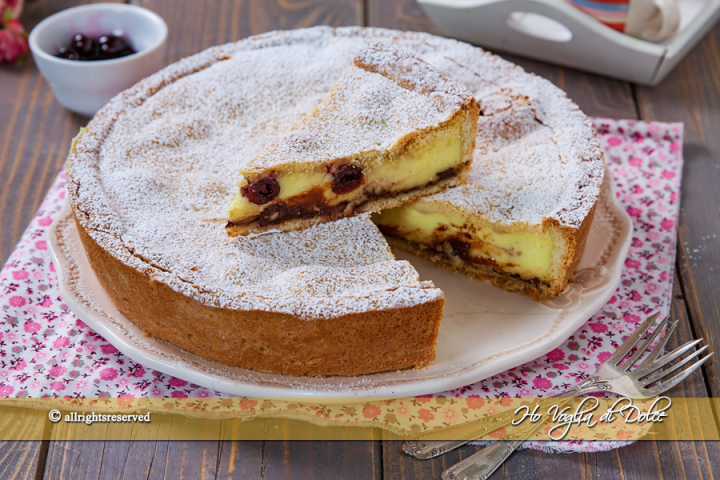 Pizza di crema e amarene (crostata) ricetta | Ho Voglia di Dolce