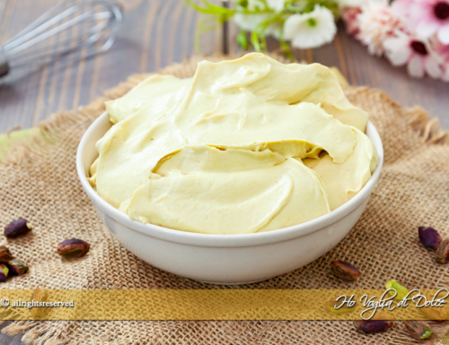 Crema al mascarpone e pistacchio