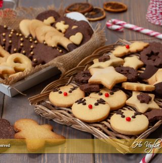 Biscotti di Natale un impasto tanti biscotti ricetta | Ho Voglia di Dolce