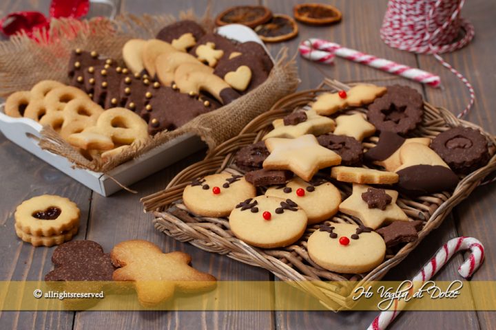 Biscotti di Natale ricetta un impasto tanti biscotti | Ho Voglia di Dolce