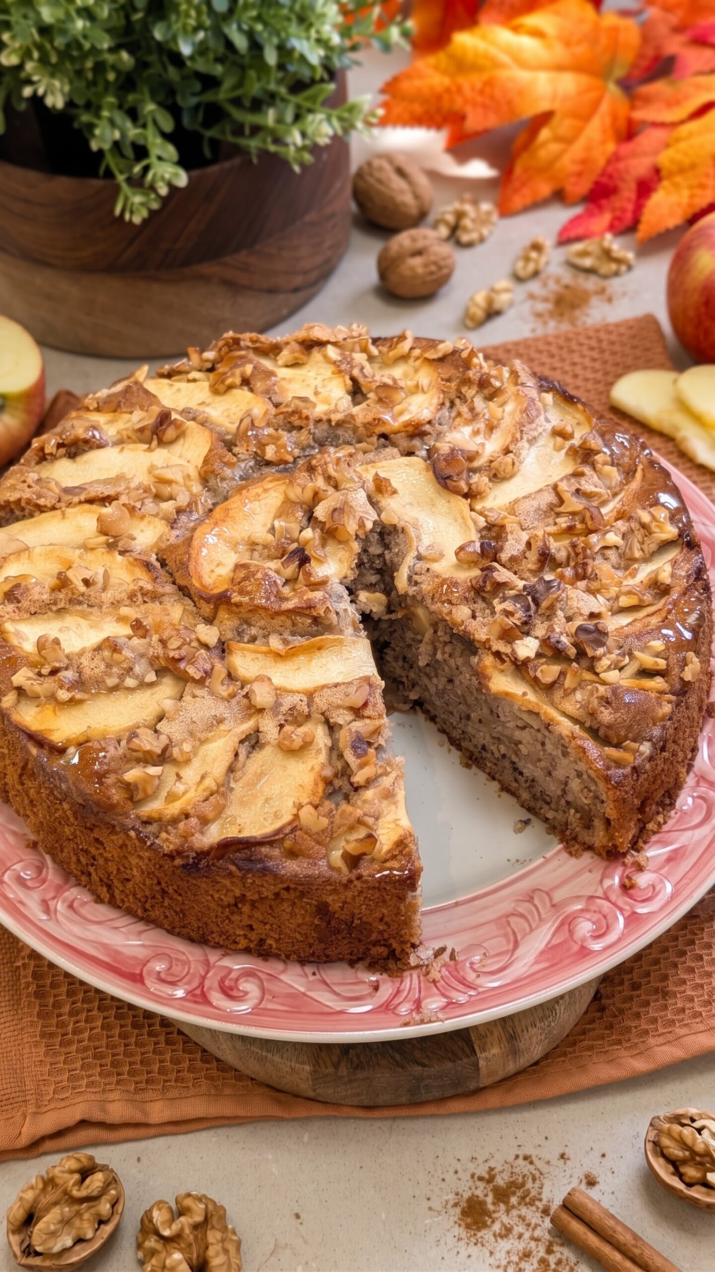 Torta di mele e noci morbida e soffice | Ricetta facile